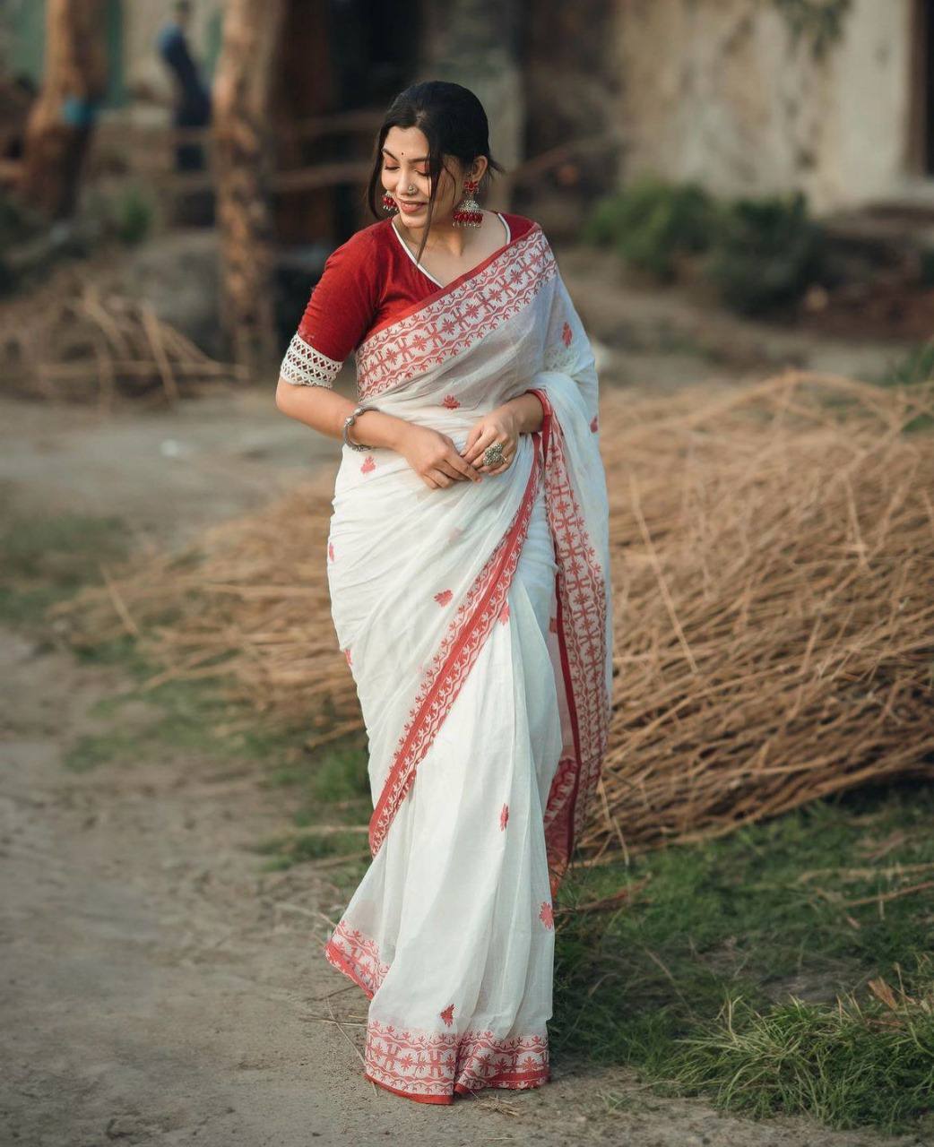 Elegant White & Red Handloom Cotton Saree with Traditional Embroidered Border