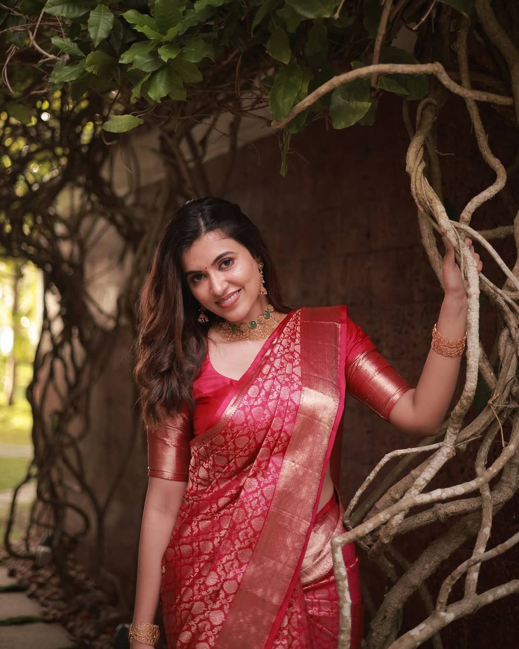 Rich Red Soft Silk Saree with Intricate Gold Zari Weaving, Classic Traditional Border, and Elegant Festive & Wedding Wear Appeal