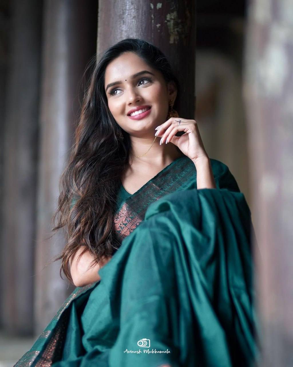 Elegant Deep Bottle Green Soft Silk Saree with Traditional Copper Zari Woven Border, Rich Pallu Detailing, Lightweight Drape & Matching Blouse Piece